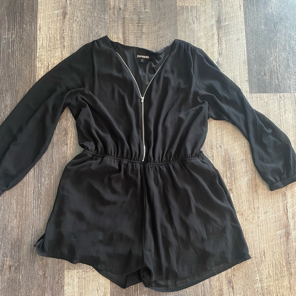 EXPRESS Long sleeve romper